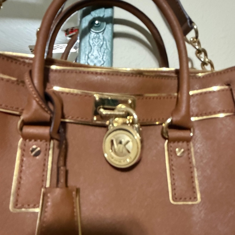 Michael Kors Hamilton Moderne large tote bag with Gold Accents